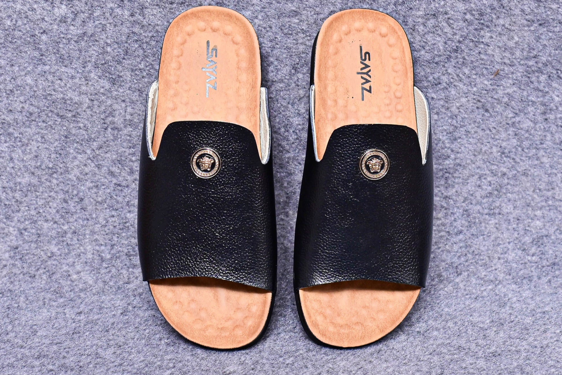 casual slippers for men