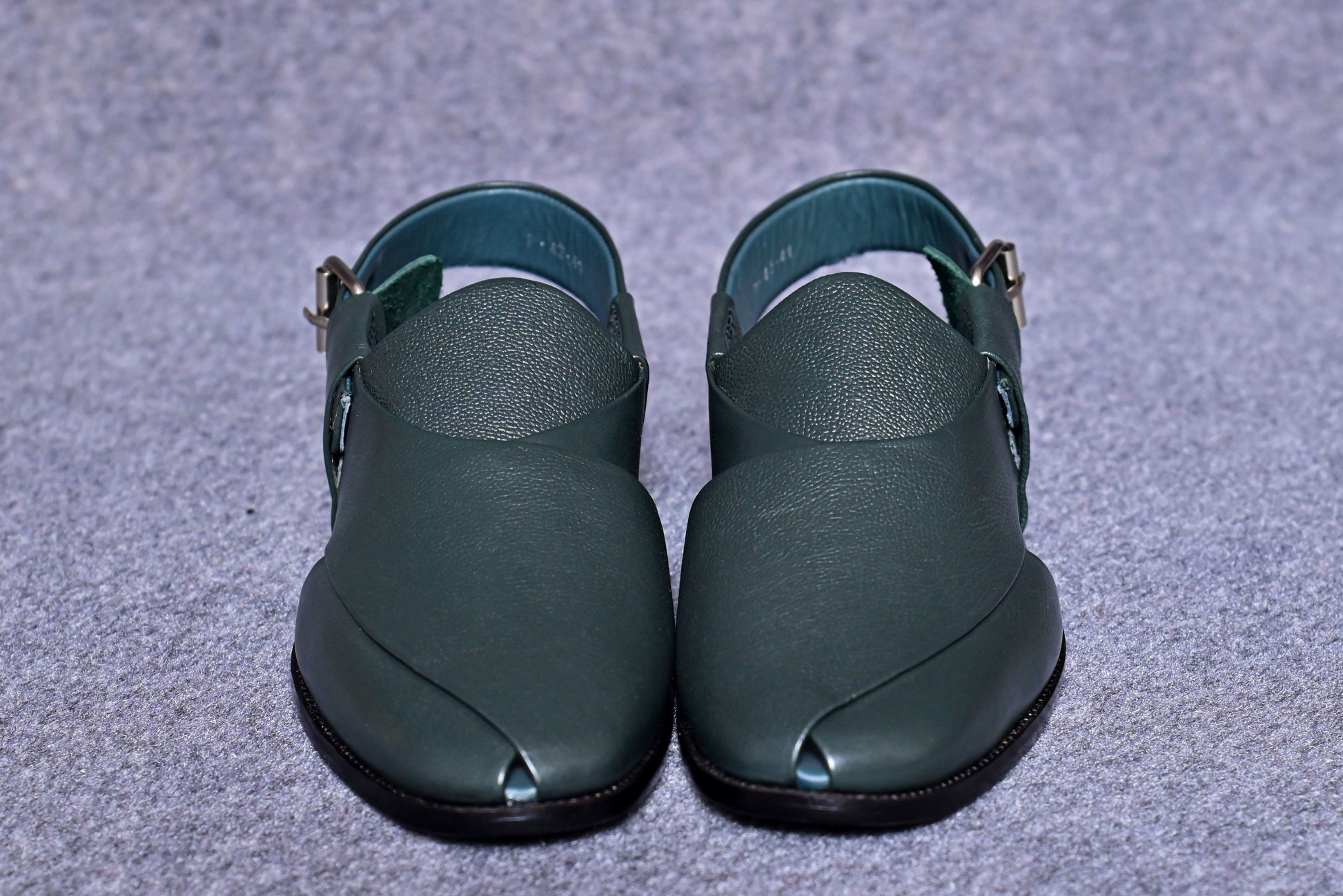 Green peshawari chappal