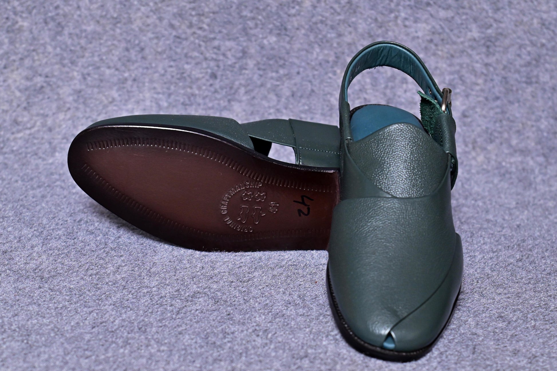 Green peshawari chappal