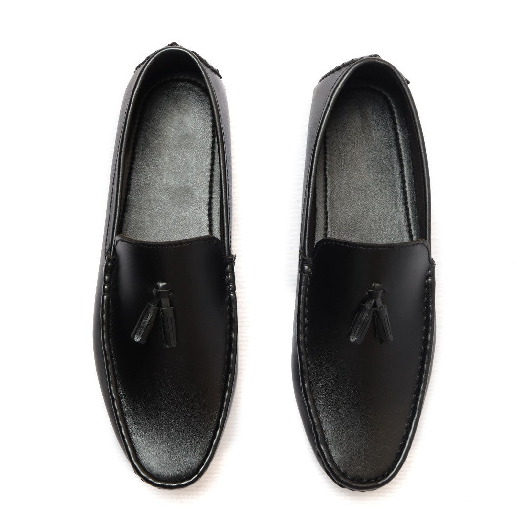 Tassels driving loafer